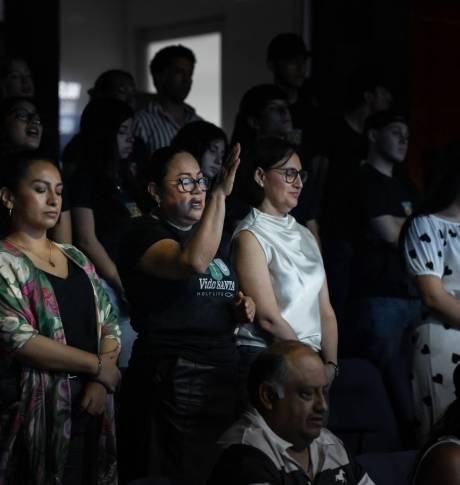 Congregación iglesia Vida Santa